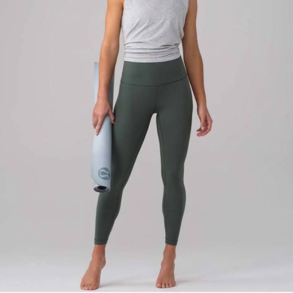 Lululemon Align Pant ll 25” in Dark Forest Green